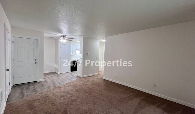 Foto del edificio - Newly Updated 1BD I 1BA - SANDY OR!