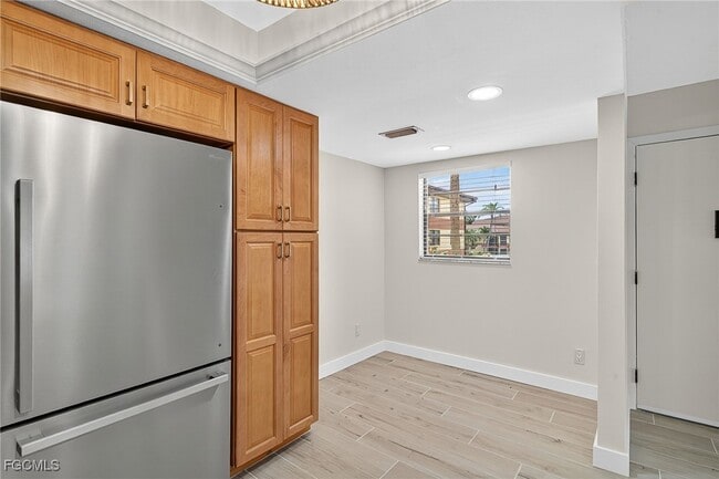 Foto del edificio - 6136 Whiskey Creek Dr