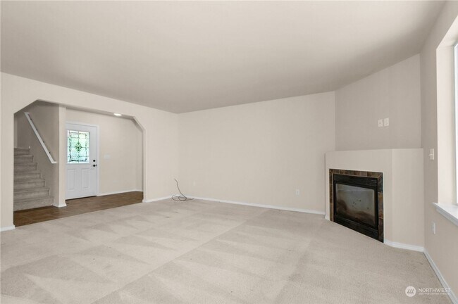 Foto del edificio - Listed For Rent