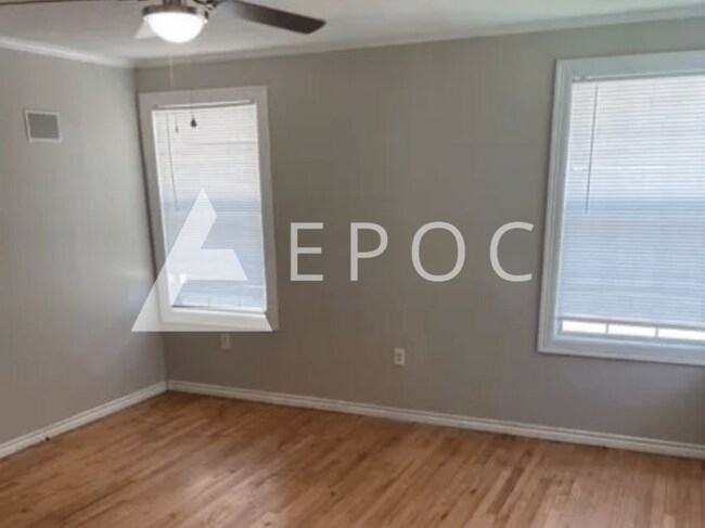 Foto del edificio - 4316 Harlan Ave