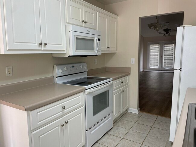 Building Photo - 1310 Triple Tree Ln SW