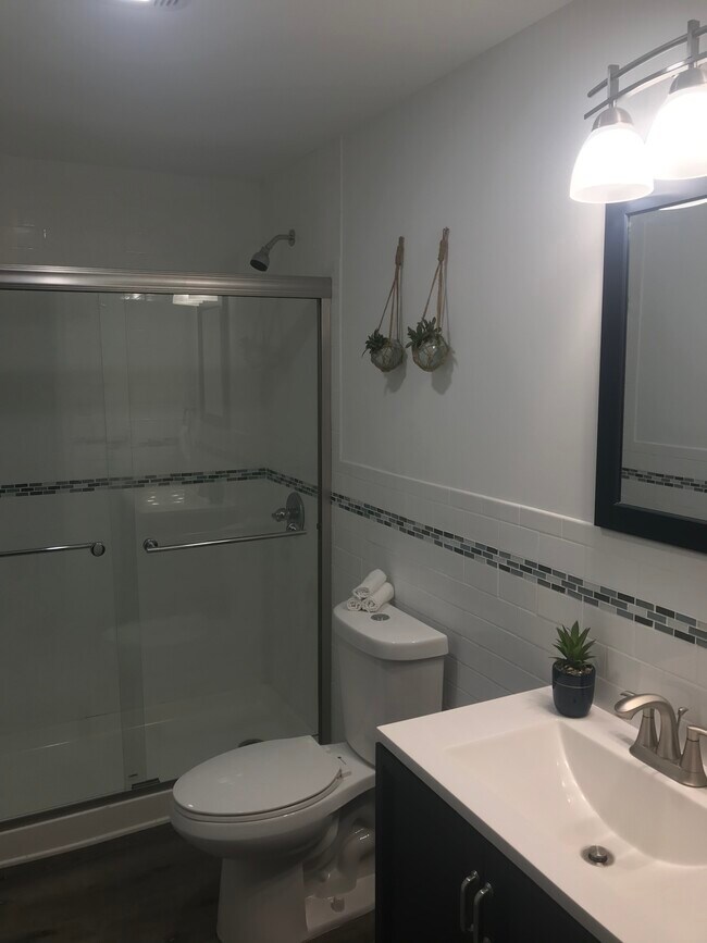 Bathroom - 98 S Main St