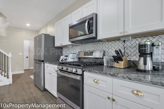 Foto del edificio - 566 Kimball Pl