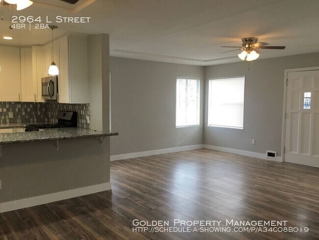 Building Photo - 2964 L St