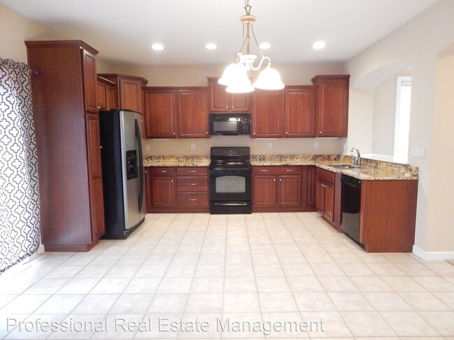 Building Photo - 4 br, 2.5 bath House - 22341 Charthouse Lane