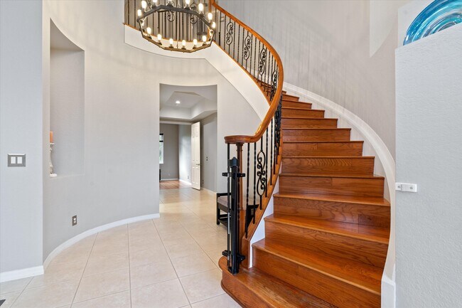 Building Photo - 4592 Windward Cove Ln