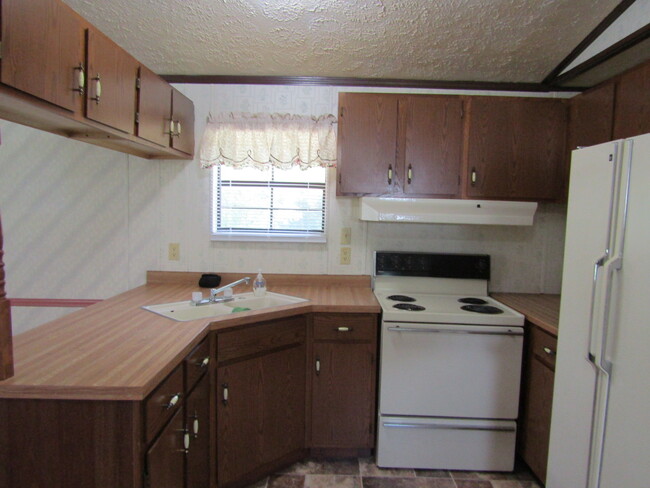 Foto del edificio - 916 Browns Ridge Rd