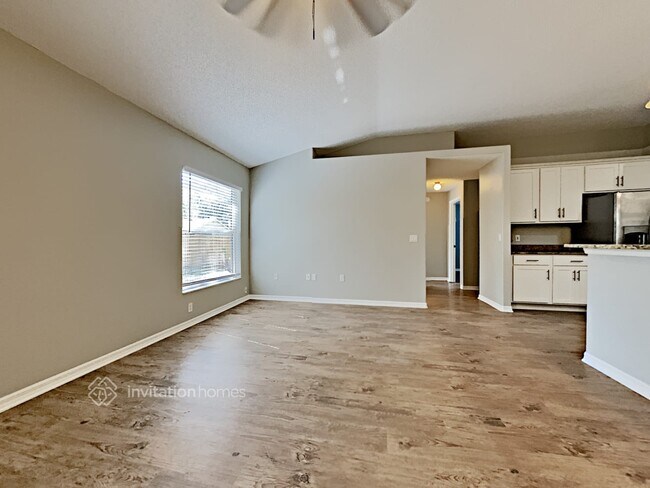 Building Photo - 1437 Cedar Pine Dr