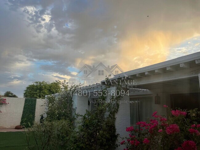 Foto del edificio - 2149 E Alameda Dr