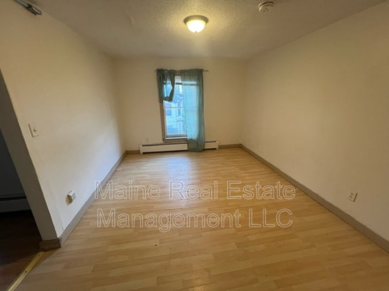73 1st St Unit Apt. 3A, Bangor, ME 04401 Condo for Rent in Bangor, ME