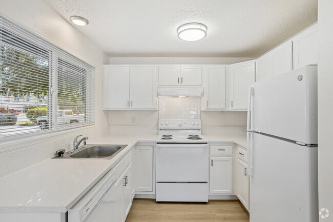 Interior Photo - Meadow Creek Apartments