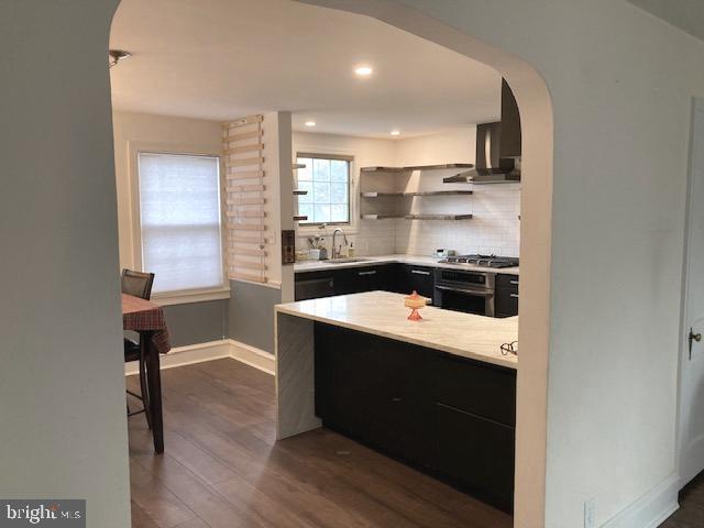 Foto del edificio - 14 W Summerfield Ave