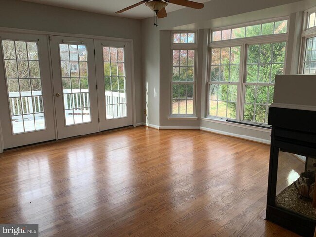 Foto del edificio - 6209 Toledo Pl