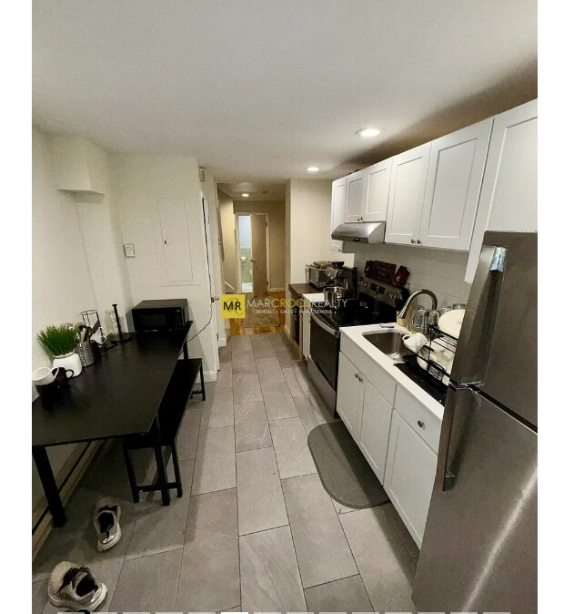 Foto del edificio - 355 Marlborough St