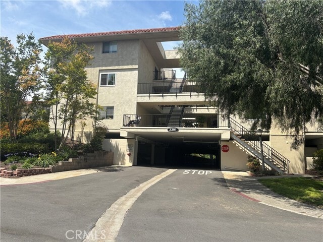 Building Photo - 2391 Via Mariposa W