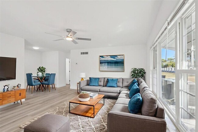 Foto del edificio - 11147 Acme Dr