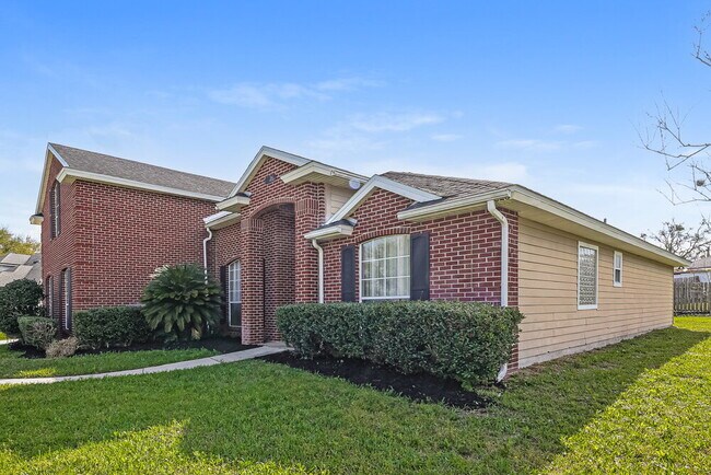 Foto del edificio - 6826 Elkmont Dr