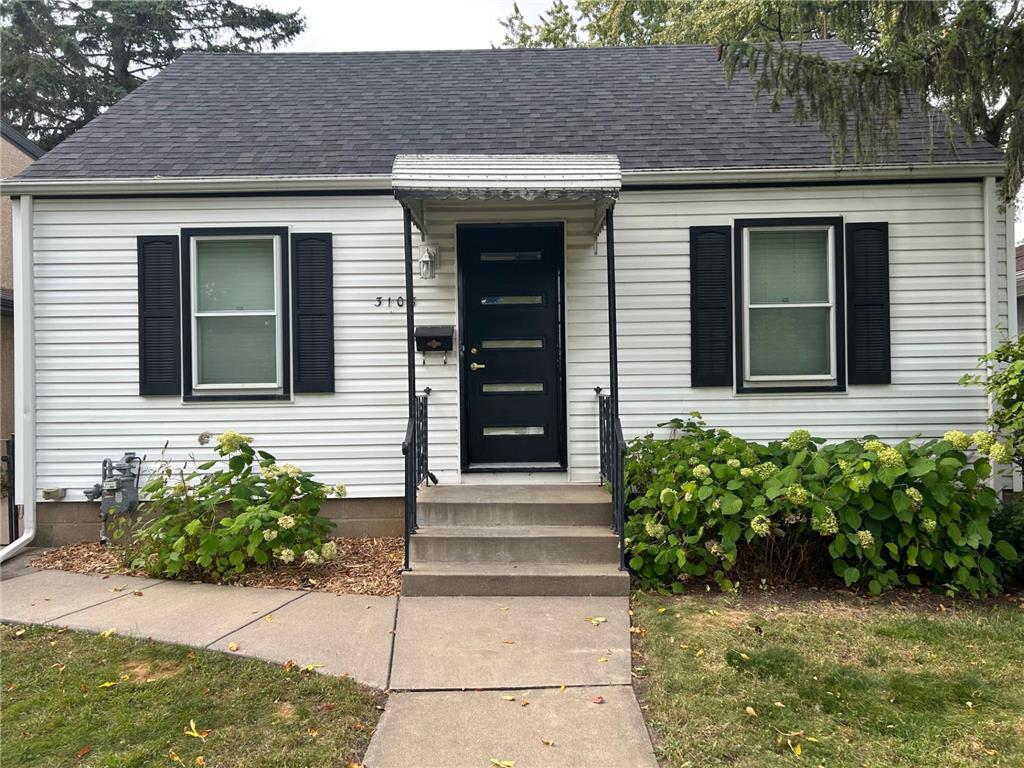 Foto principal - 3108 Maryland Ave S