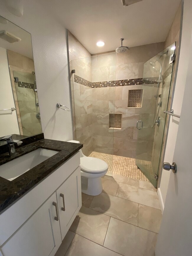 Building Photo - 9454 Twin Trails Dr