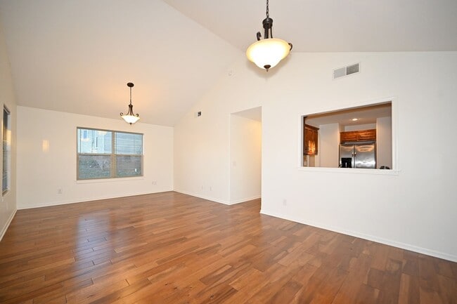 Foto del edificio - Cute 3-bedroom, 2 bath home with 1 car gar...