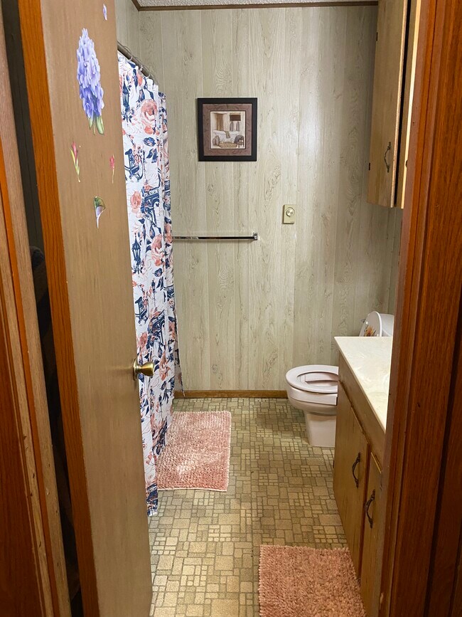 Foto del edificio - 218 Redbud Ln