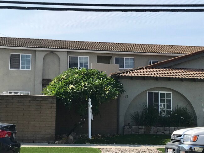 Foto del edificio - 11181 Bloomfield St