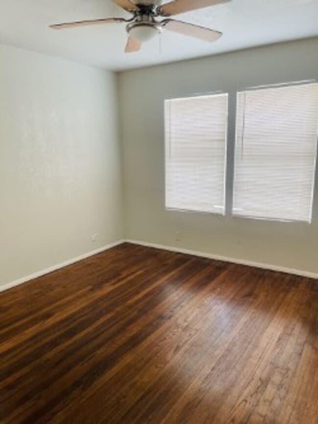 Photo - 2455-2457 Cincinnati Ave Apartment