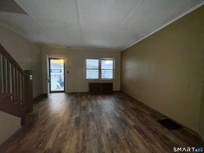 Foto del edificio - 45 Ives St