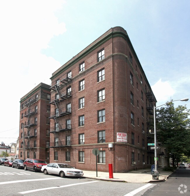 2 Elton St, Brooklyn, NY 11208 Apartments Brooklyn, NY