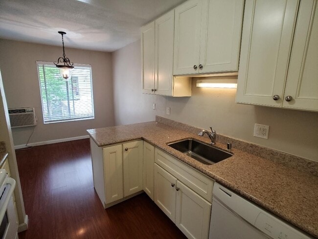 Foto del edificio - 2 Bed 2 Bath Condo In Walnut Creek