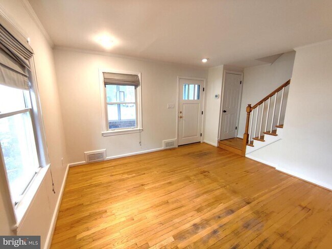 Foto del edificio - 5942 Williamsburg Rd