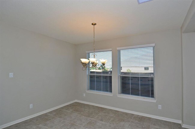 Building Photo - 23839 Villa Lisa Dr