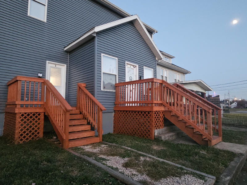 Primary Photo - 420 Etna St