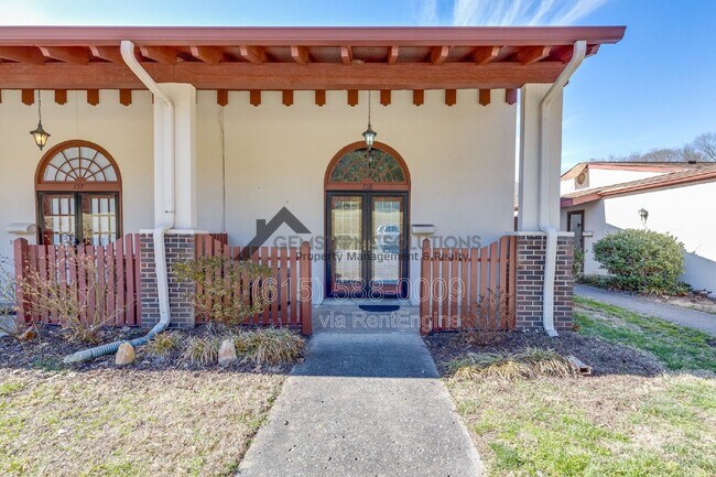 Building Photo - 214 Old Hickory Blvd