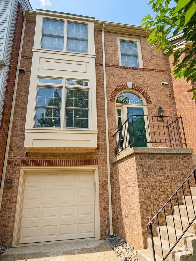 Building Photo - 11908 Matthews Ct