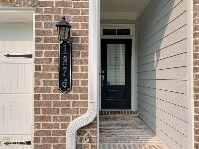 Building Photo - 1876 Harrison Ct