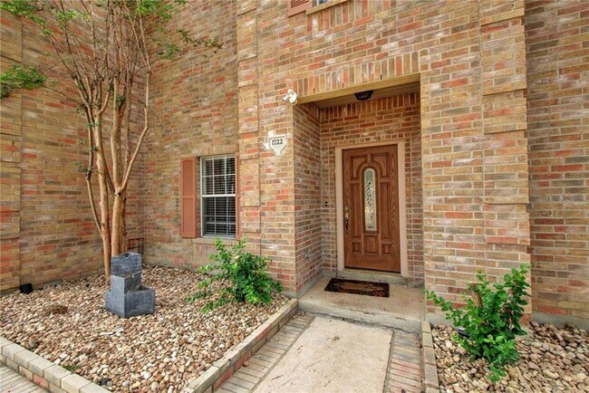 Foto del edificio - 1722 Barrilla St