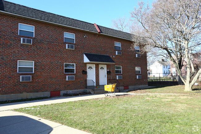 Building Photo - 900-920 Booth St