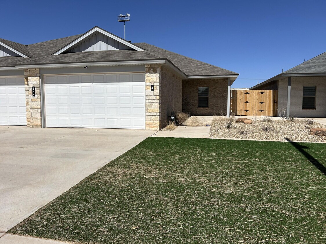 Foto principal - 7012 40th St