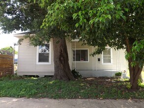 Building Photo - 7201 Avenue I