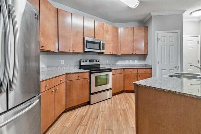 Building Photo - 2502 Leon St