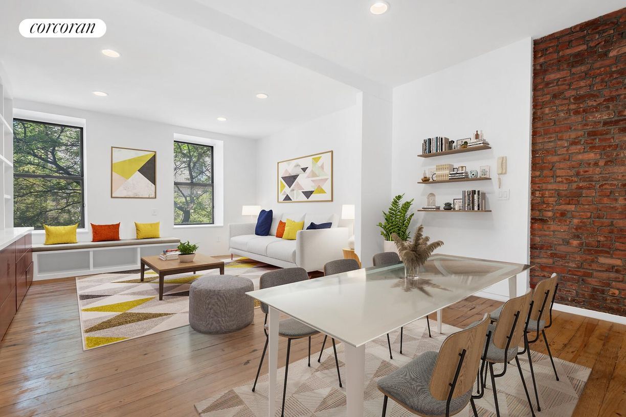 Foto principal - 300 W 17th St