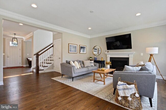 Foto del edificio - 818 W Taylor Run Pkwy