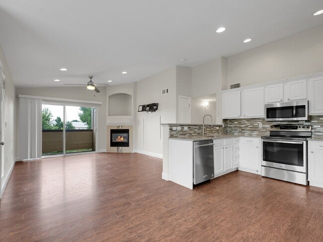 Foto del edificio - $2,395.00 - 3 Bedrooms, 2Bathrooms, Condo ...