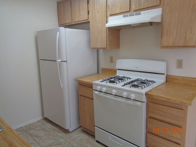 Foto del edificio - Brown/Gardenia