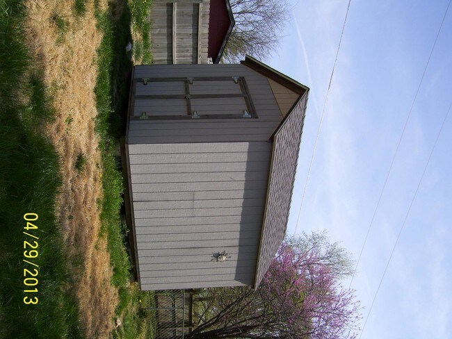 Building Photo - 2716 Bonanza St