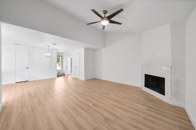 Foto del edificio - 10258 Field Stone Dr