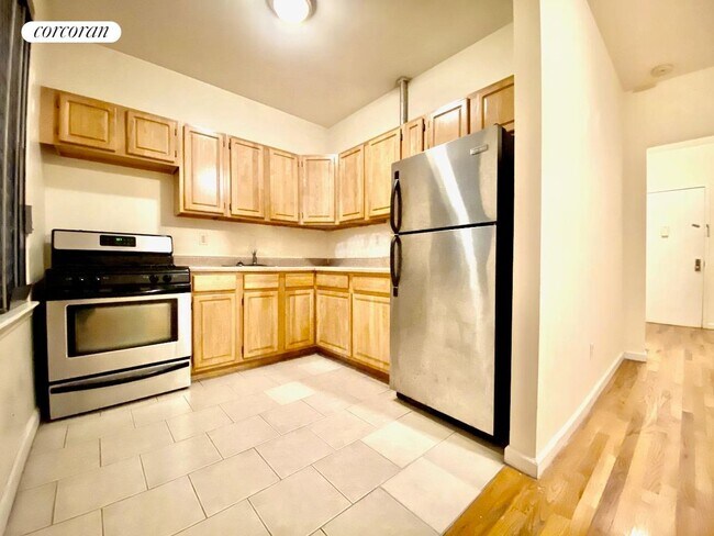 Foto del edificio - 351 St Nicholas Ave