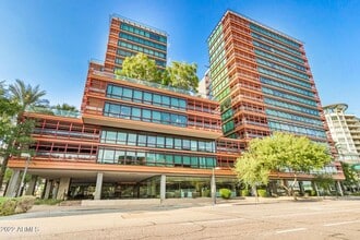 Building Photo - 4808 N 24th St