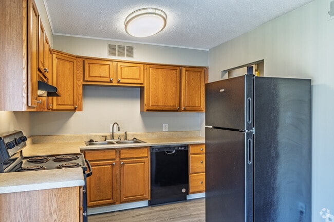 2 habitaciones, 1.5 baños - 972 pies cuadrados - Cocina - Fairview Village